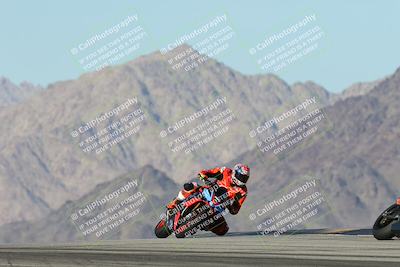 media/Dec-01-2025-Moto Forza (Mon) [[2daa91e15f]]/1-Advanced Group/Session 4 Turn 9/